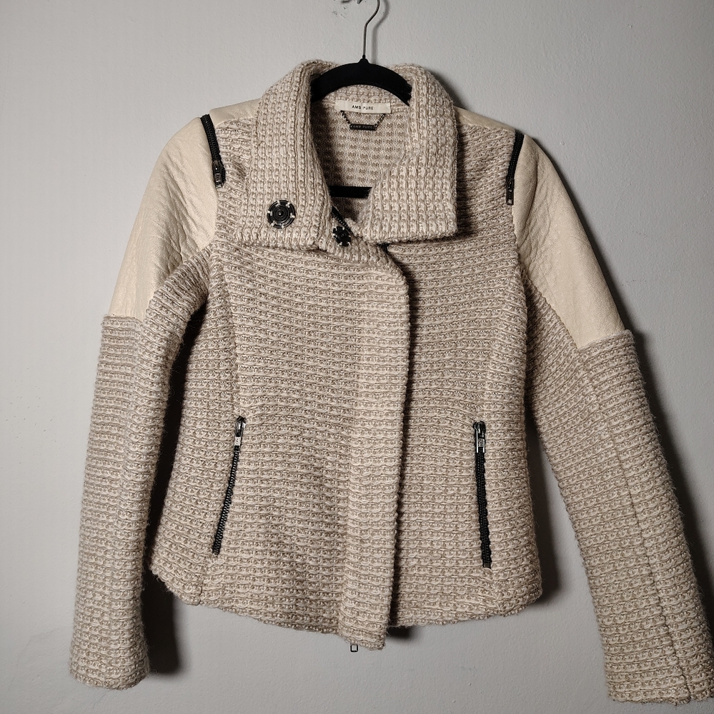 AMS Pure - Cream and White Wool Blend Bomber Jacket Size 4